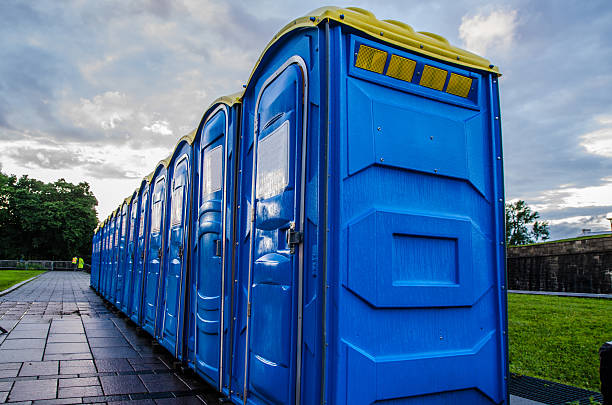 Best Emergency porta potty rental  in Belleview, FL